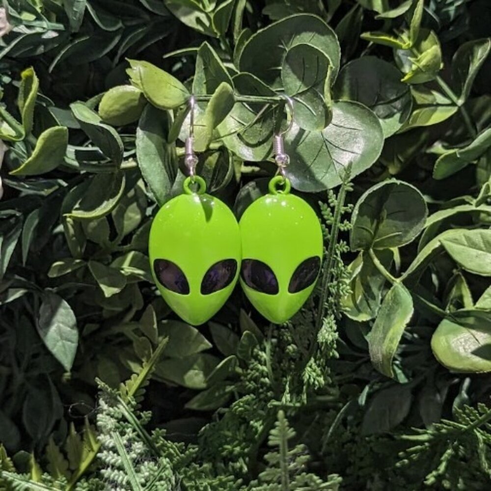 Halloween Earrings 3/$10 -👽Spooky Aliens👽